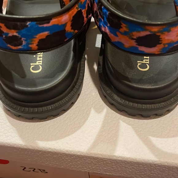 Dioract Sandals - Picture 6 of 13